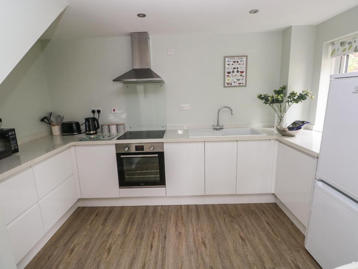 Mews Cottage Carmarthen Exterior photo